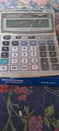 Продам новый калькулятор.