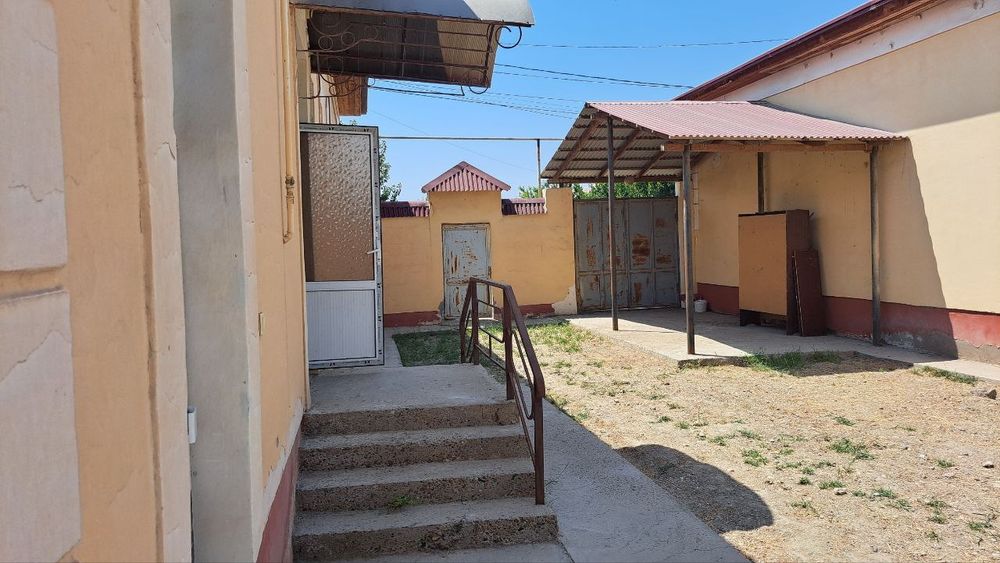 Срочний котеж сотилади