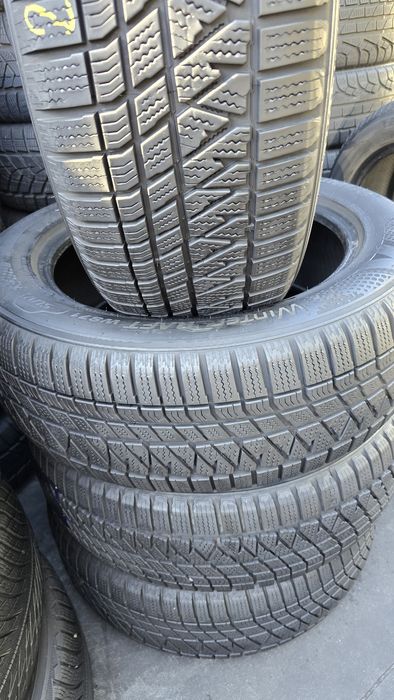Set 4 anvelope iarnă Khumo 235/55/18 dot 2022