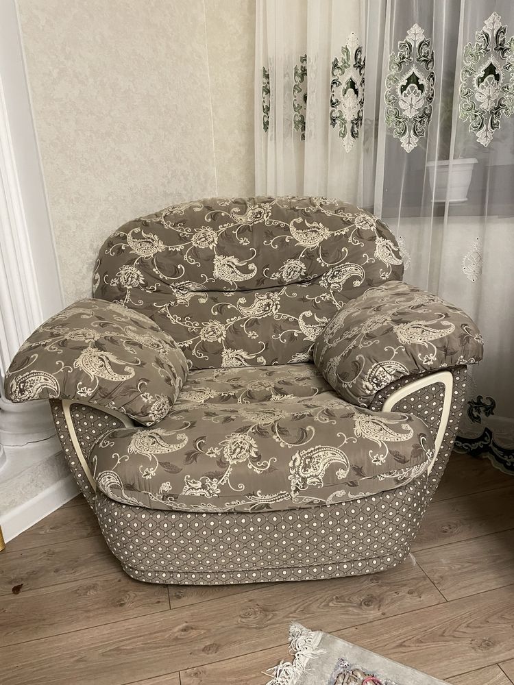 Очень мягкие диван и кресла