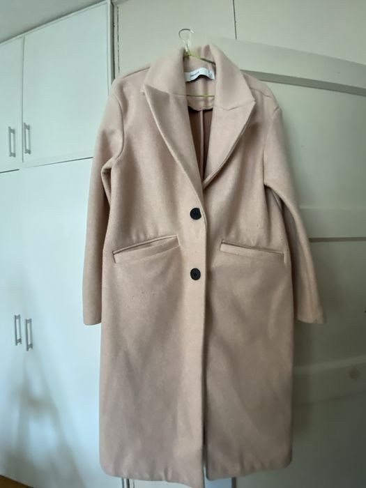 Розово палто Bershka