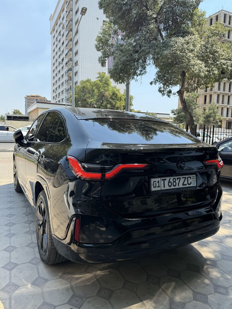 Nio EC6 Срочна