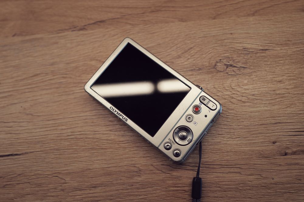 Aparat foto Olympus VG 120 14Mp stare perfecta incarcare USB instagram