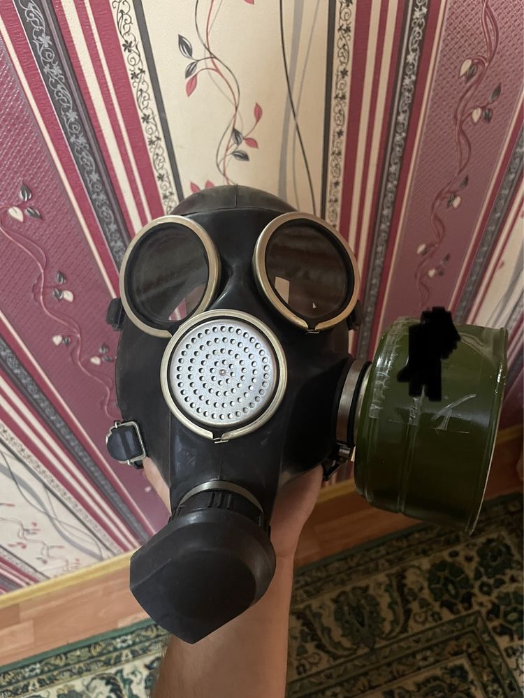 Противогазы новые