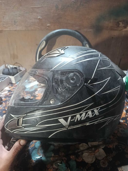 Каска Vmax запазен