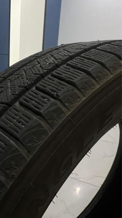 Шины липучки! В отличном состоянии