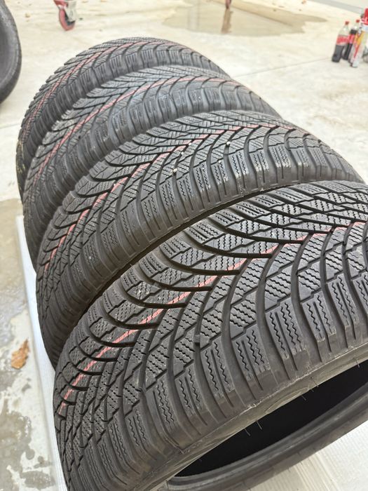 Anvelope de iarna 205/60 R16
