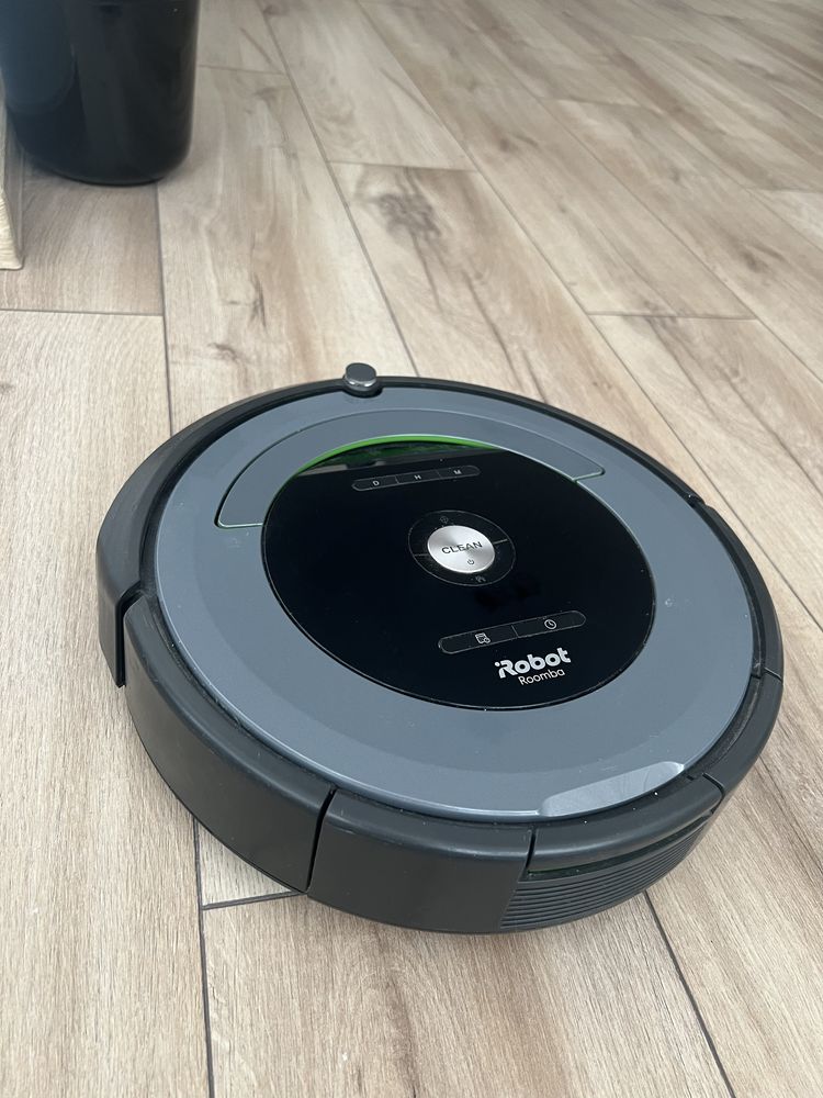 Прахосмукачка робот Robot Roomba 681
