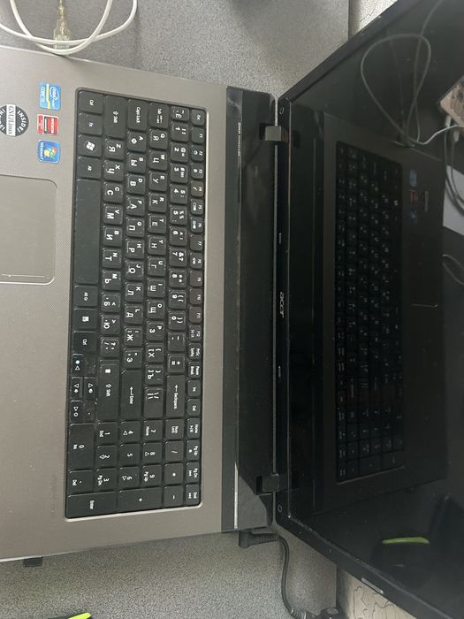 Продам ноутбук Acer Aspire 7750