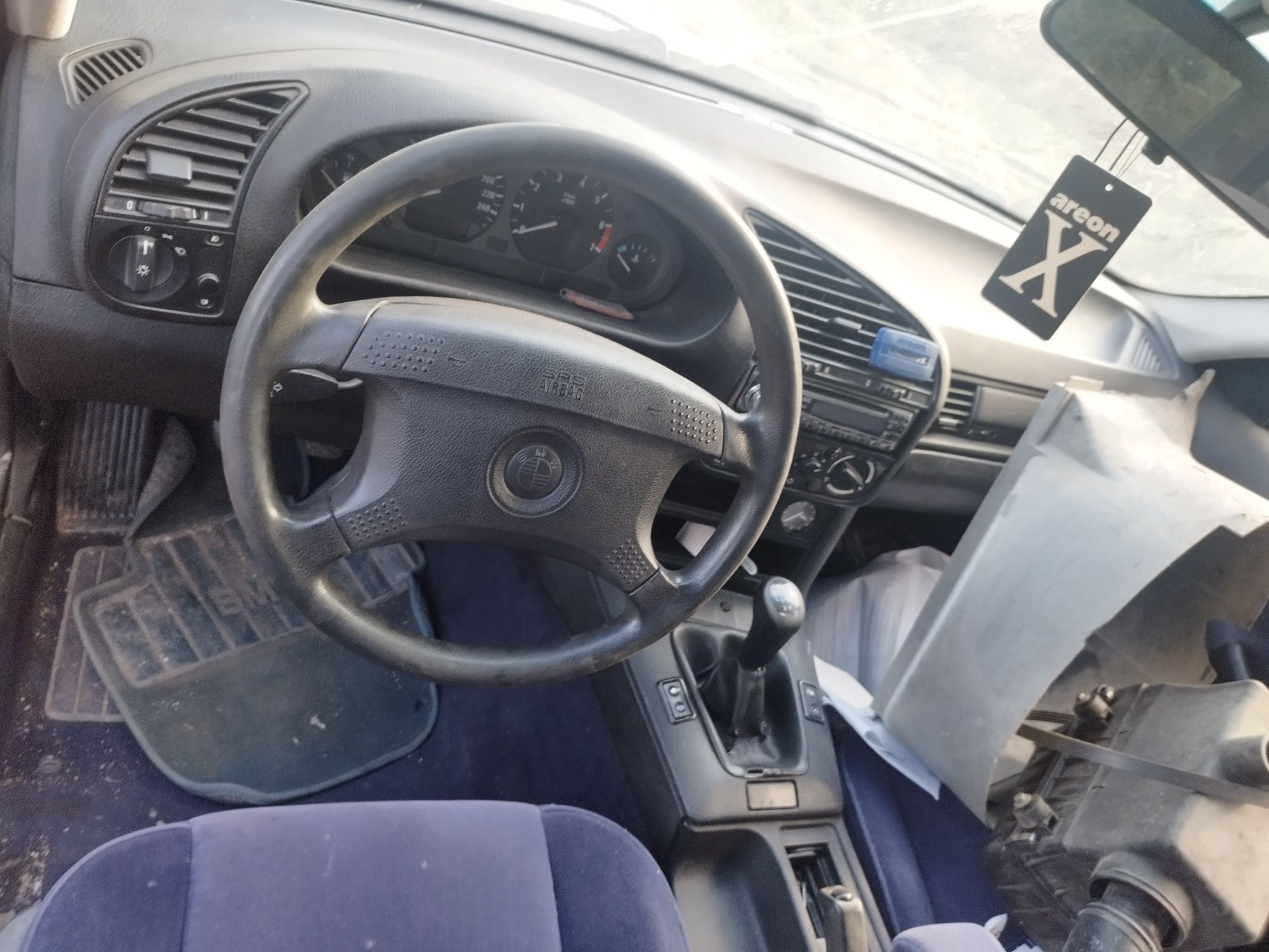 Bmw  e36 318i - НА ЧАСТИ