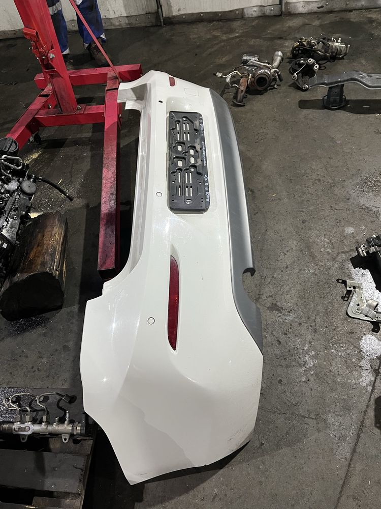 Задна броня бмв 1 ф20 фейслифт ( zadna bronq bmw f20 LCI )