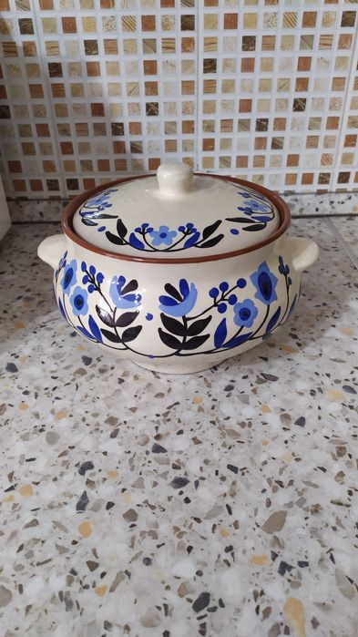 Продам супницы (керамика)
