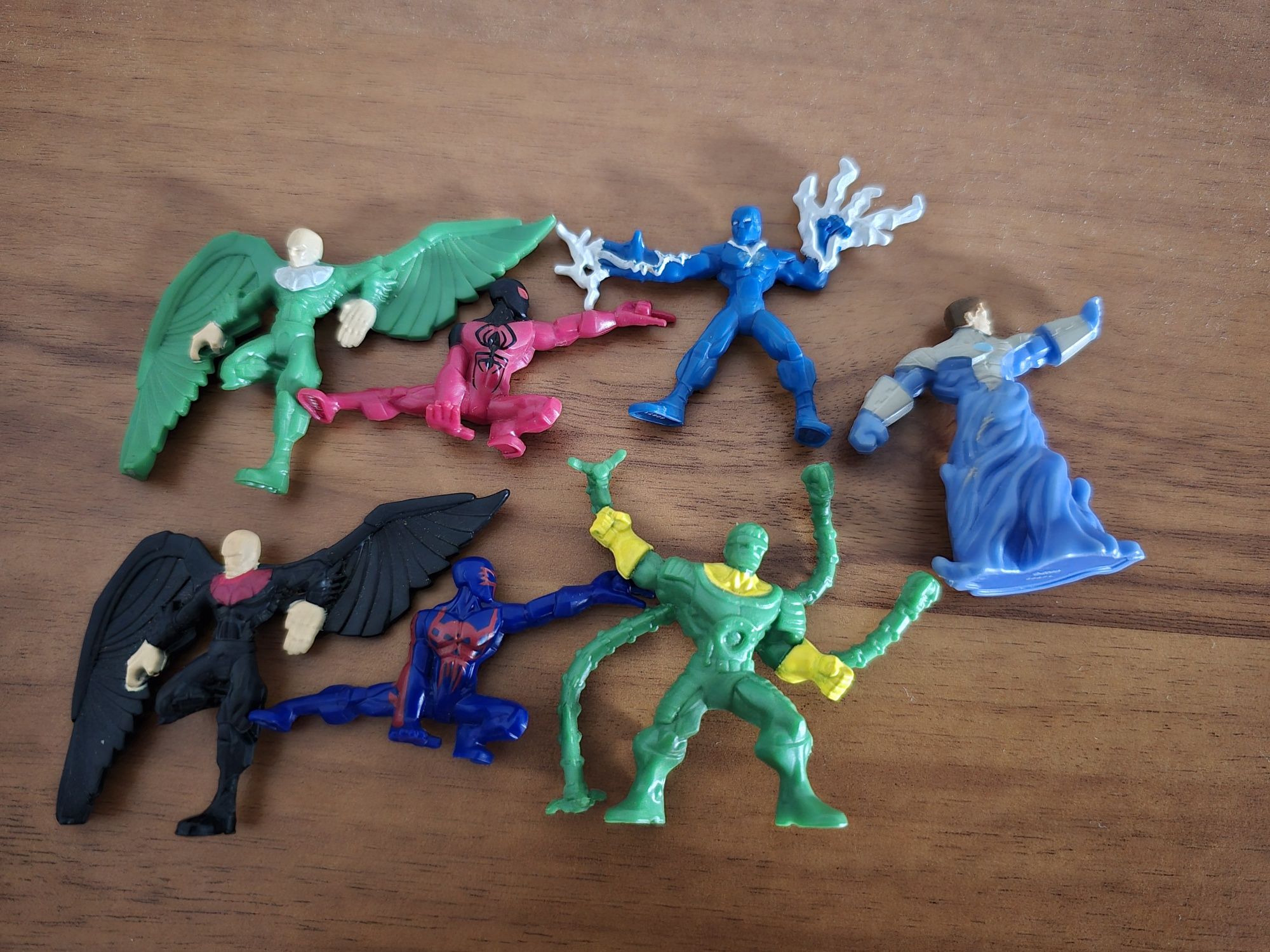 Марвел мини фигурки (Marvel 500) продават се в комплект!