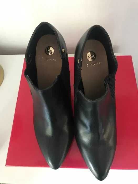 Botine de piele, marca La Strada, cu toc 10 cm