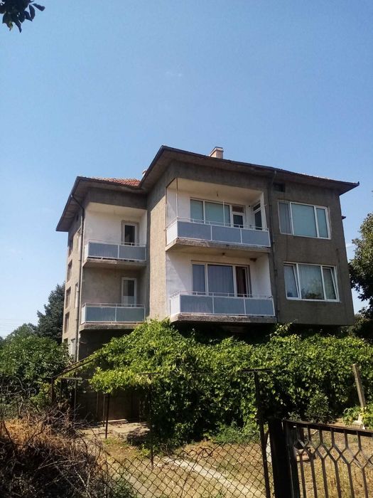 Продава се Къща в Главиница - 140 кв.м за 365 €/кв.м - Снимка #1