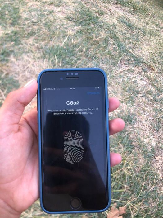 Iphone 7 ideal.