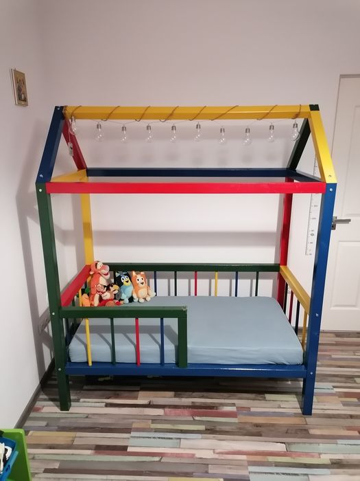 Pat casuta copii Montessori