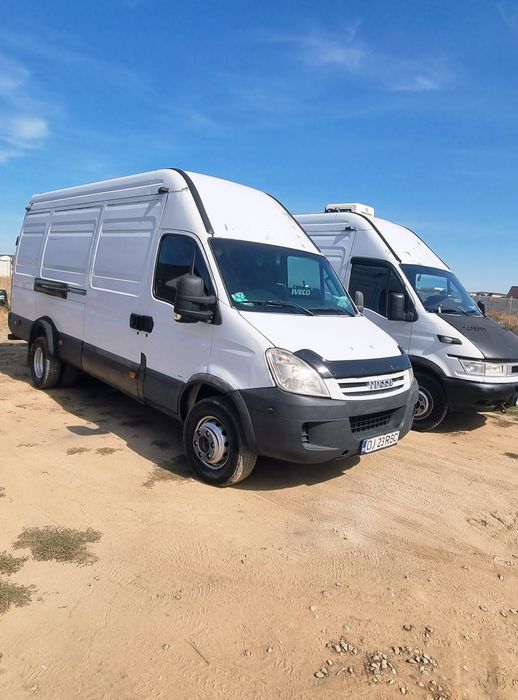 Vând două Iveco 65 DETARATE CAT B