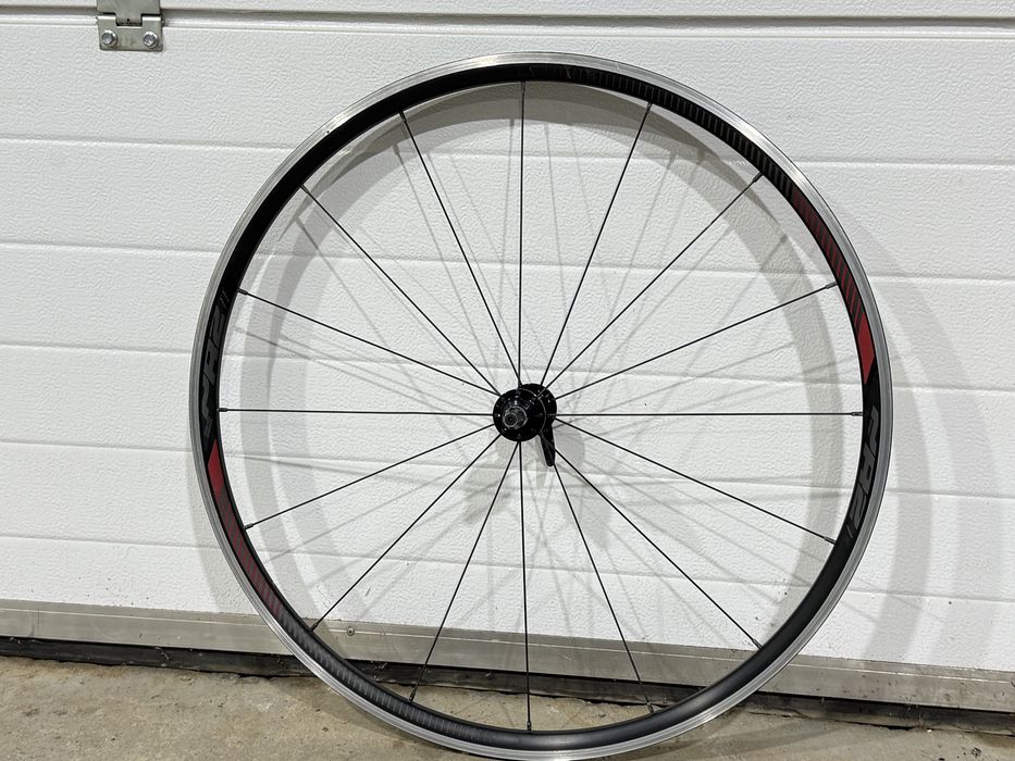 Roata fata cursiera Giant PR2 28” 700c