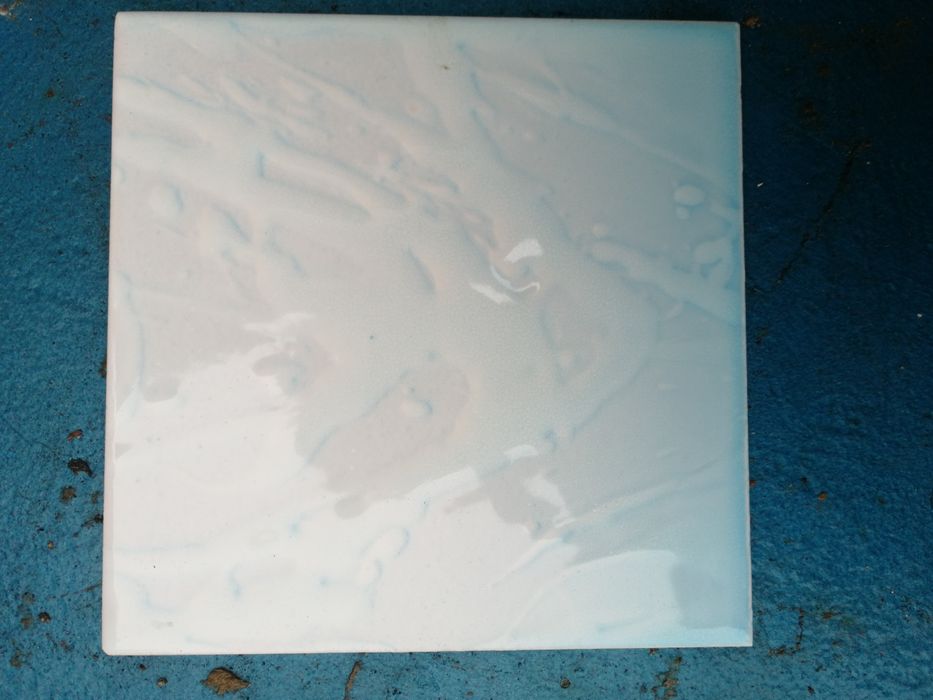 Placi de faianta 15x15x0.5cm 34 metri patrati