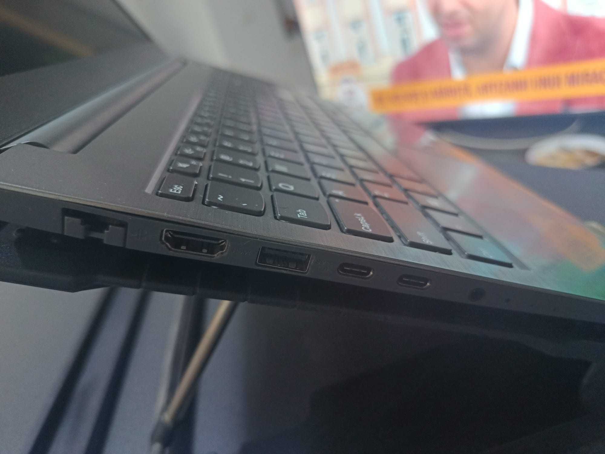 Laptop Lenovo V15 IIL  Intel Core i7-1065G7  3.90 GHz, 16GB, 512GB SSD