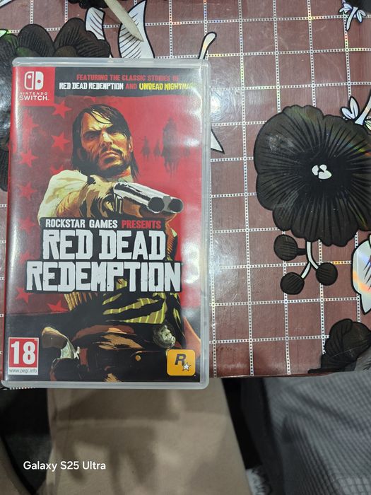Vând joc nintendo red dead