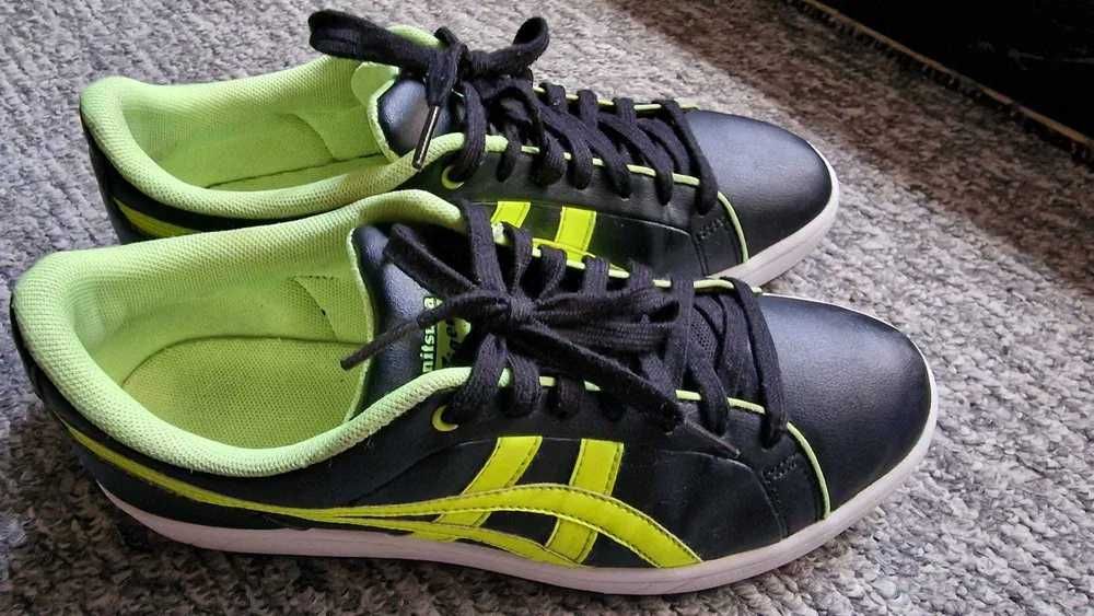 U.S. Polo Assn 40; Onitsuka Tiger (Asics) 39.5; Puma Smash v2 38.5