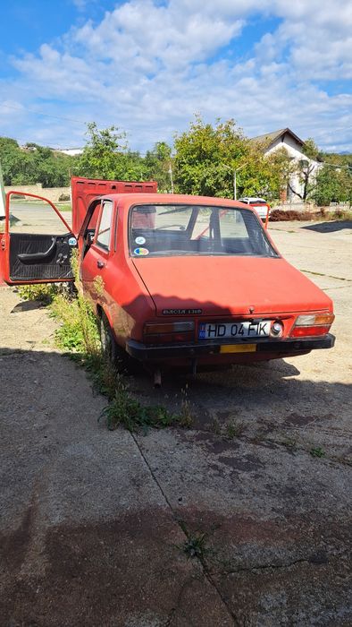 Vand Dacia 1300 înmatriculată