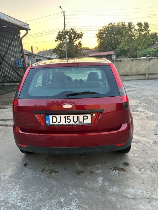 Vand Ford Fiesta 2002