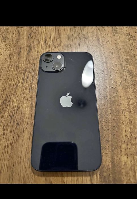 Продам срочно айфон 13 128 гг