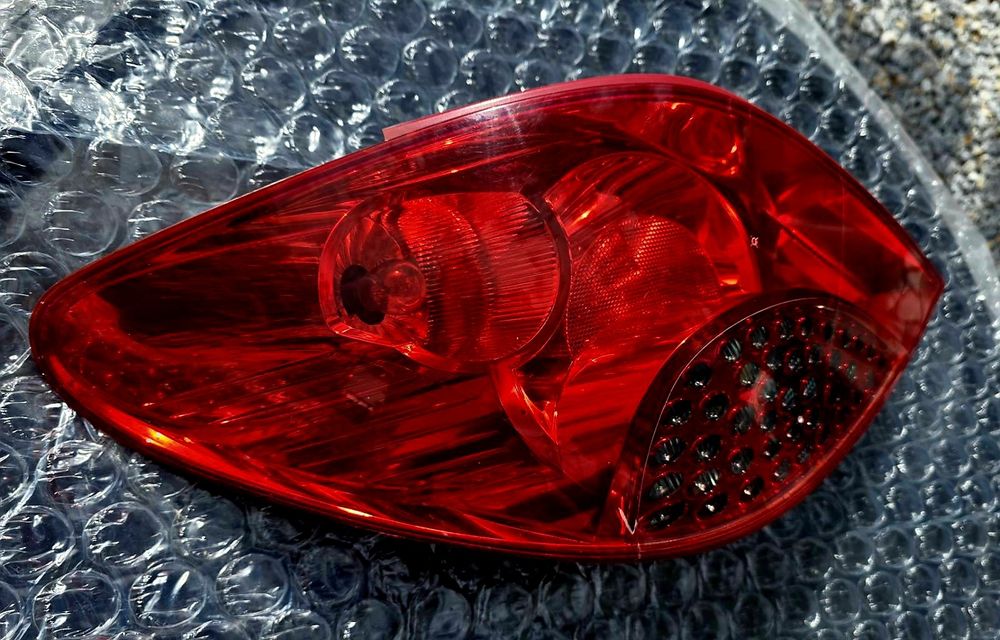 Пежо 207 - 2009 година СТОПОВЕ