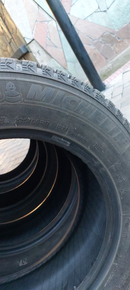 Автошина мичелениум..