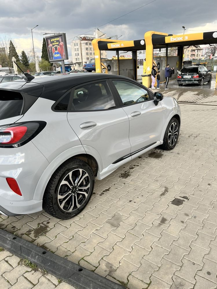 Ford Puma ST Line