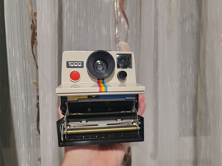 Polaroid Land Camera 1000 – aparat foto vintage