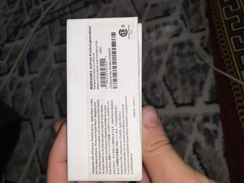 Airpods pro2 type c sotiladi original