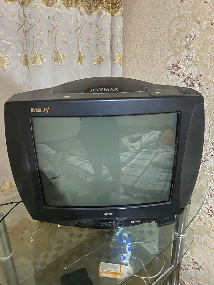 Телевизр LG