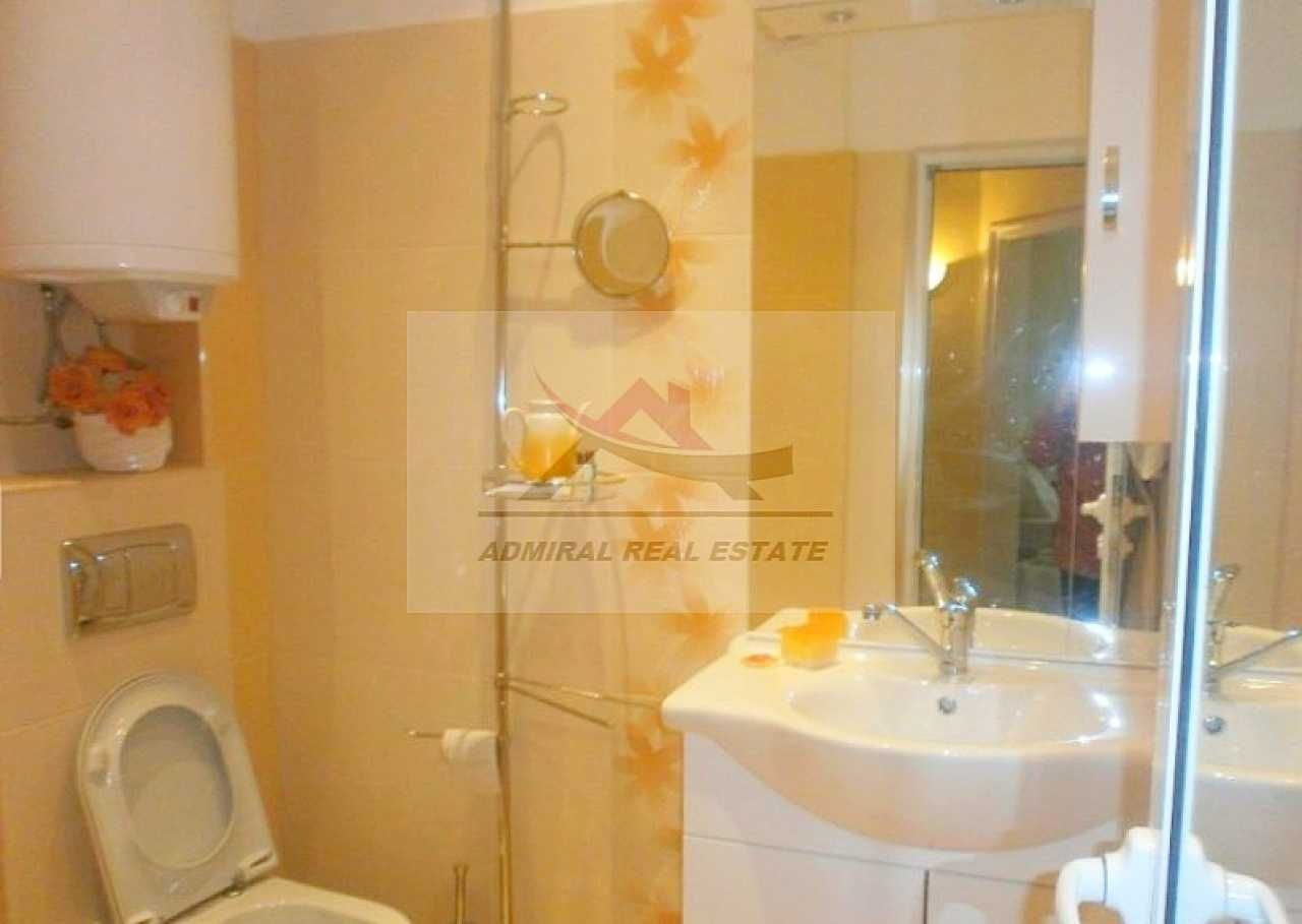 Дава се под наем Тристаен апартамент в Варна, Център - 75 кв.м за 800 € - Снимка #5