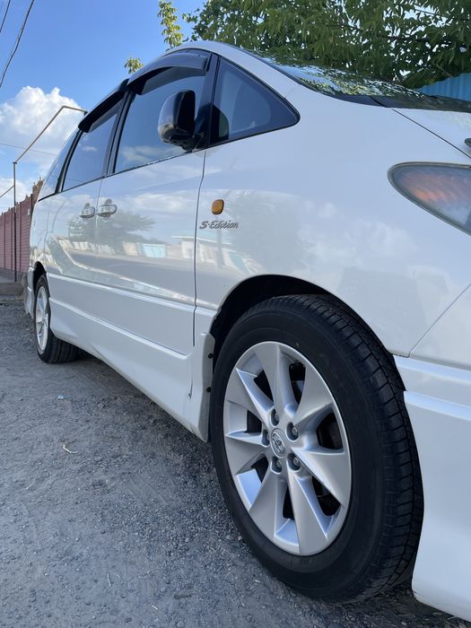 Естима  2003 на запчасти