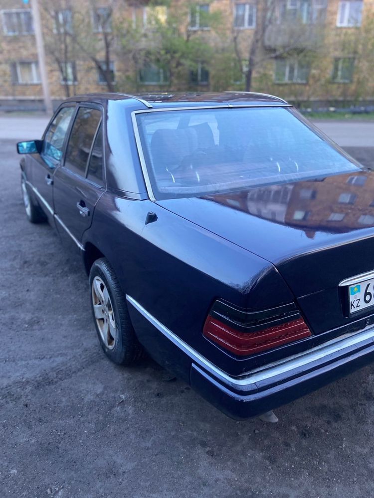 Мерседес w124