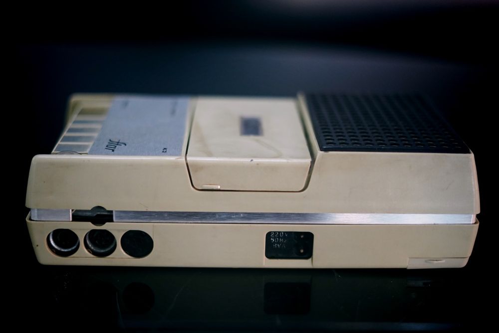 Casetofon portabil românesc Star, făcut la Tehnoton