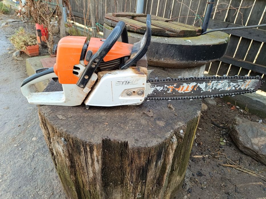 Vând drujba Stihl ms361