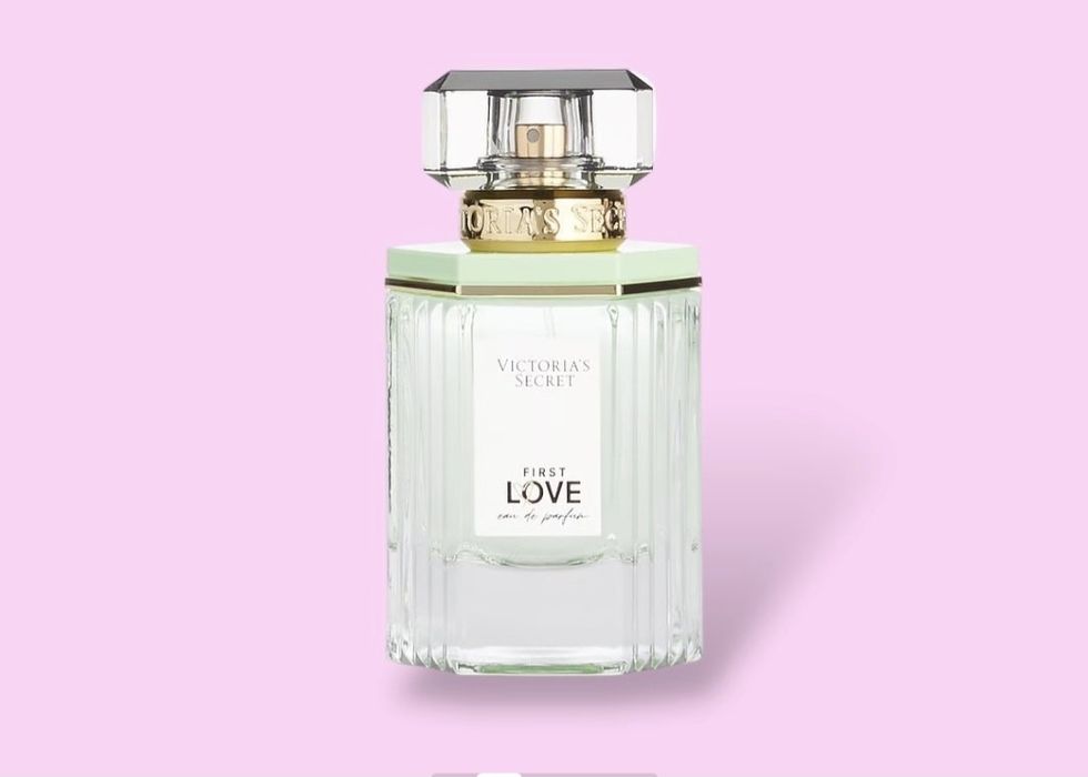 Victoria secrat Love in atiri sotuvda mavjud
