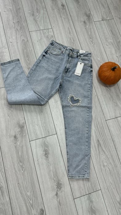 Blugi cu pietre  Mom fit