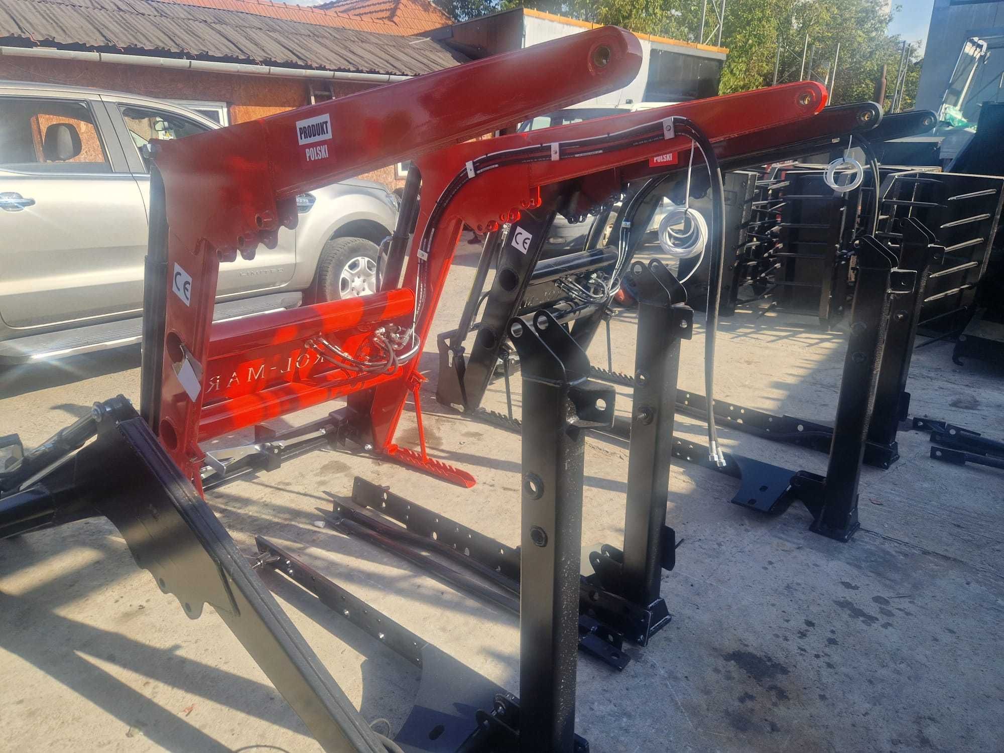 OFERTA Incarcatoare noi de 1200 kg capacitate, pentru tractoare