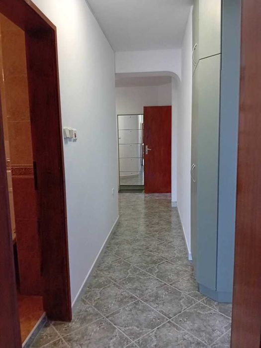 Дава се под наем Тристаен апартамент в София, Банишора - 130 кв.м за 700 € - Снимка #23