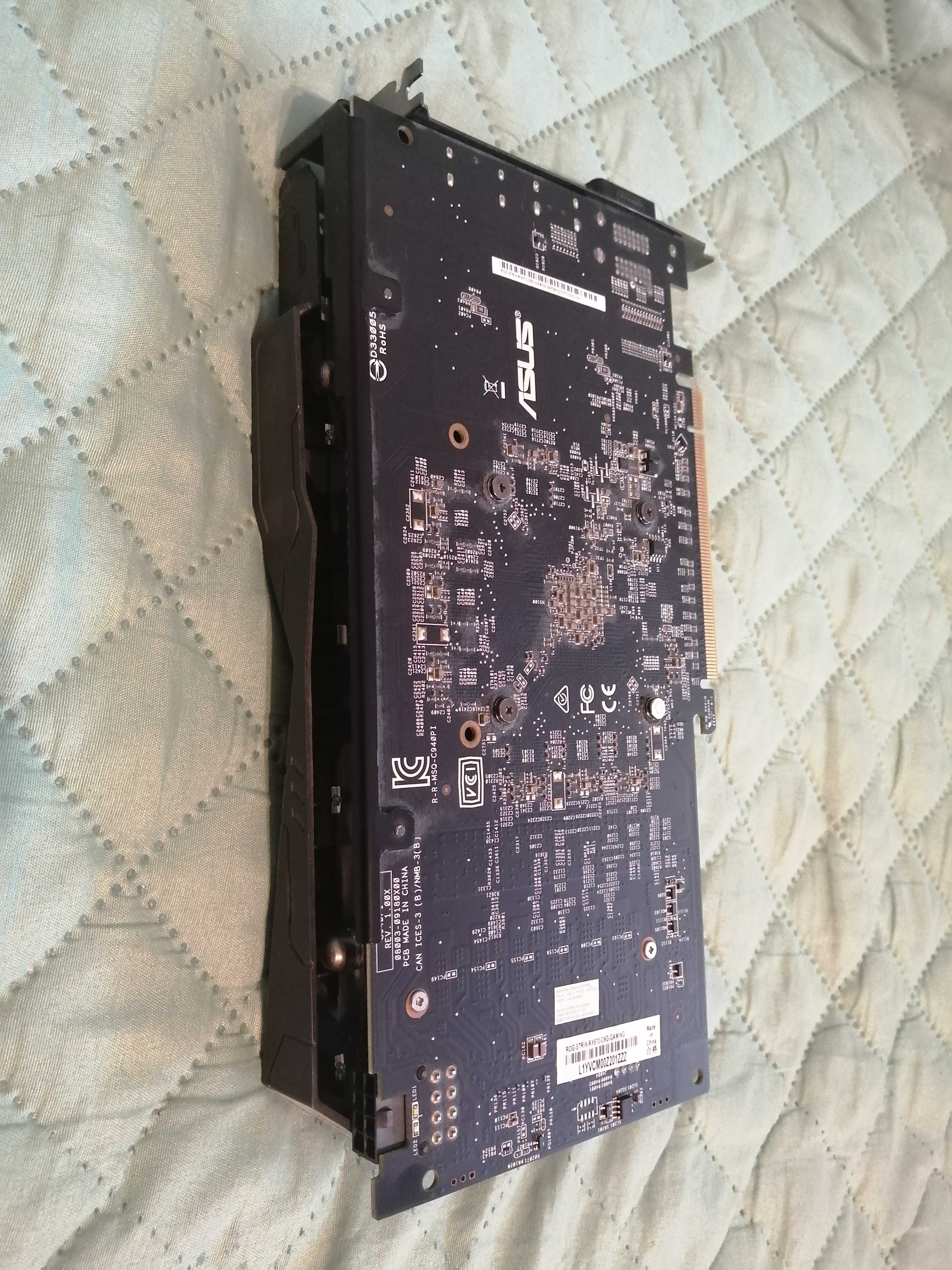 Placa video ASUS RX 570 ROG STRIX GAMING 8GB GDDR5 cu problema racire