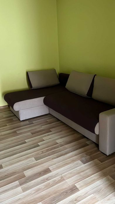 Proprietar ,inchiriez casa