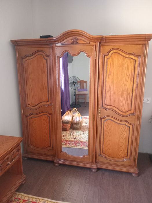 Продам спальный гарнитур Румыния