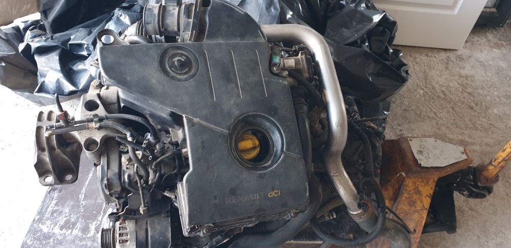 Vând sau Dezmembrez Motor Dacia Logan 1.5 DCI 2012 -55 KW 75 CP EURO 5