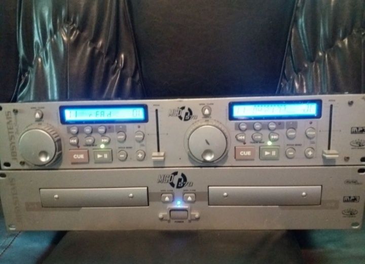 dublu cd player JB Systems MCD 570 mp3 ( linie , instrumente muzicale)